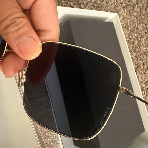DIOR SUNGLASSES AND WALLET BUNDLE - Picture 3 of 5